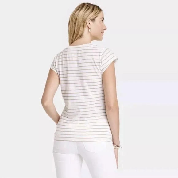 NWT Universal Thread Women's Fitted Crew Short-Sleeve T Shirt Striped - Picture 2 of 5